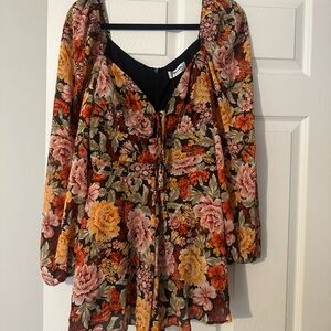 Women’s Showpo Floral Jumpsuit size 10 NWT